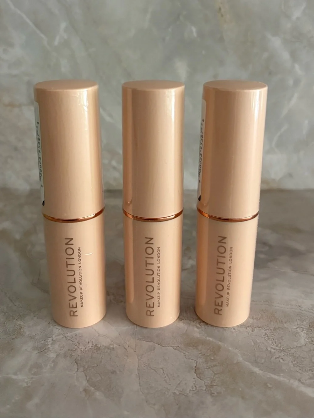 F12 Revolution Makeup Fast Base Stick Foundation